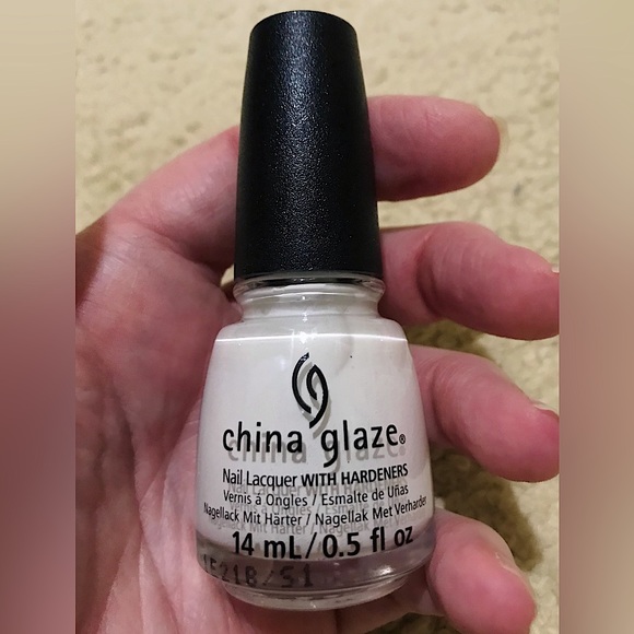 🆕🔥CHINA GLAZE BEAUTIFUL TRIO(TOO YACHT TO HANDLE)PEARL JAMMIN)WHITE ON WHITE - Picture 8 of 10